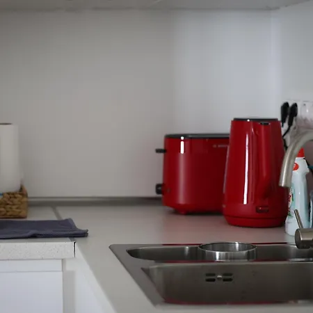 U6 Center By The Danube Апартаменты